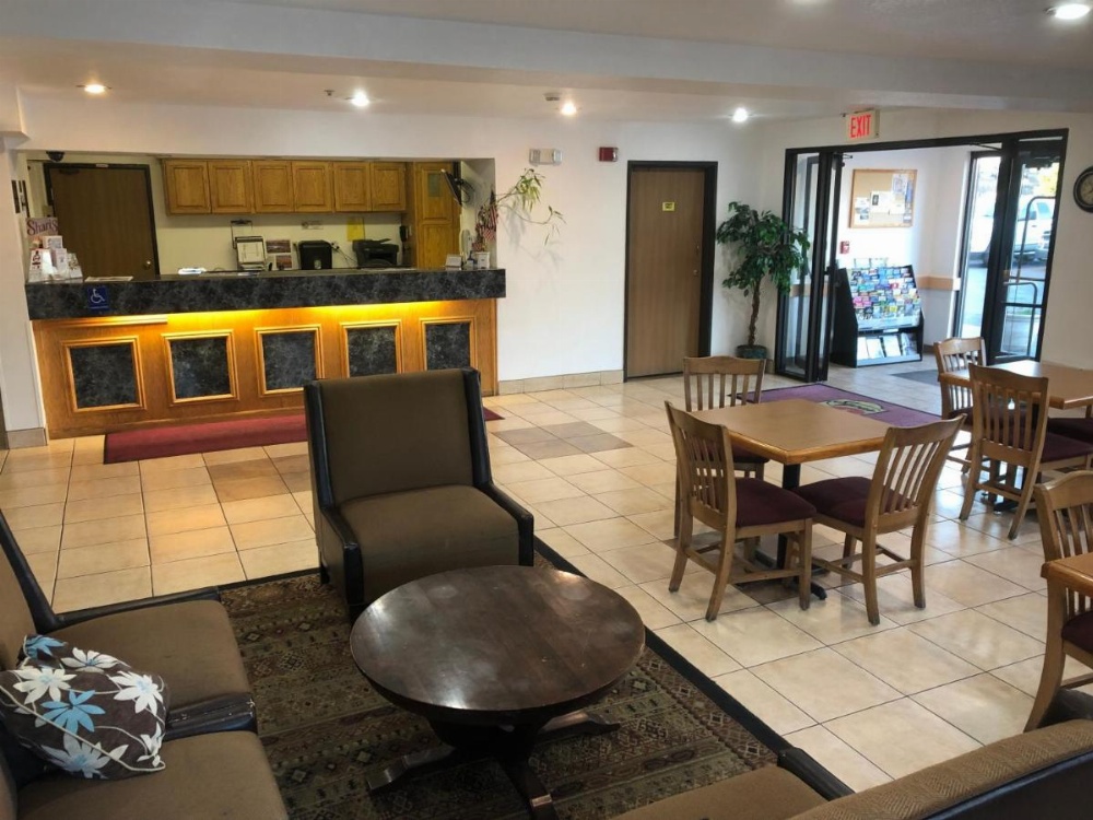 Super 8 by Wyndham The Dalles OR Image 16