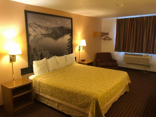 Super 8 by Wyndham The Dalles OR image 40