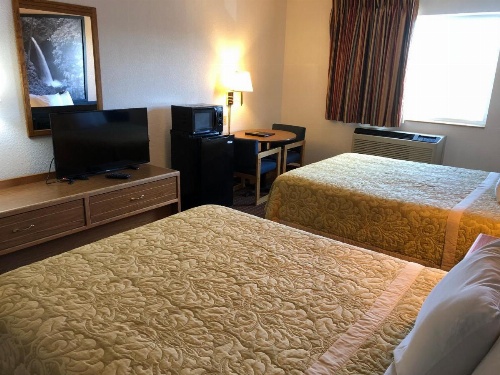 Super 8 by Wyndham The Dalles OR image 45